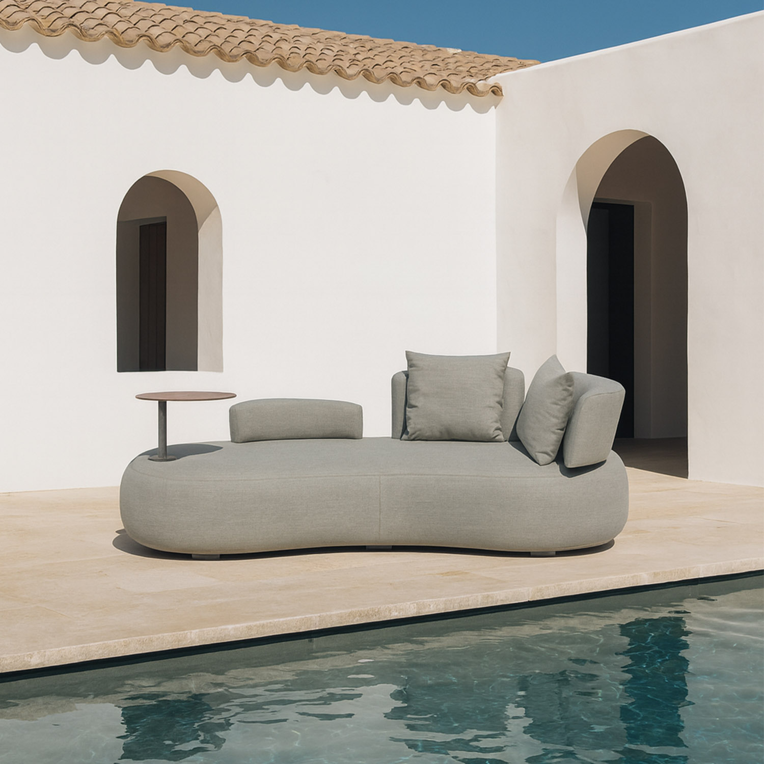 Canapé extérieur arrondi Beaulieu en tissu gris